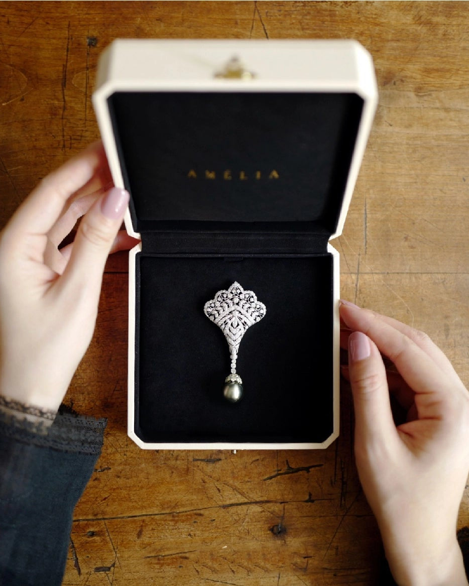 SOUTH SEA PEARL DIAMOND BROOCH